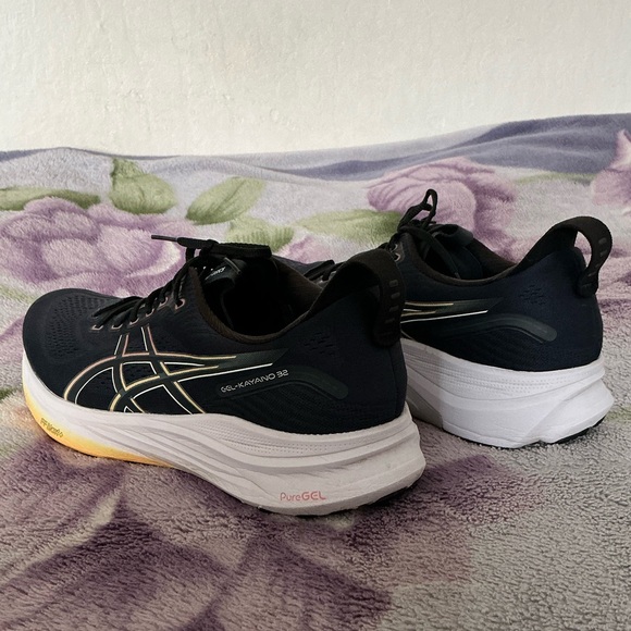 ASICS Men’s Gel-Kayano 32 Athletic Shoes - Picture 12 of 16